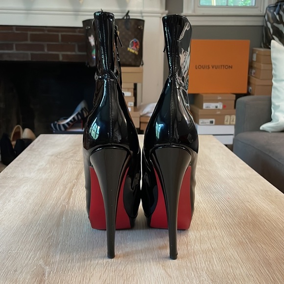 Louboutin Alti Booty 140MM Black Patent - 37 - Picture 3 of 8